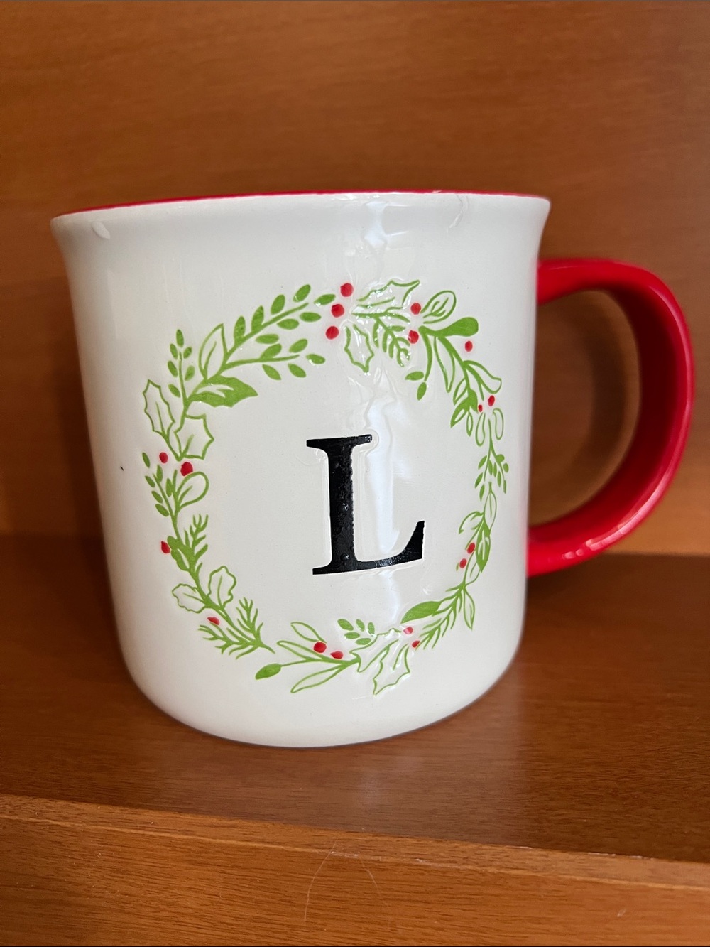 Monogram L White and Red Holiday Wreath Ceramic Mug